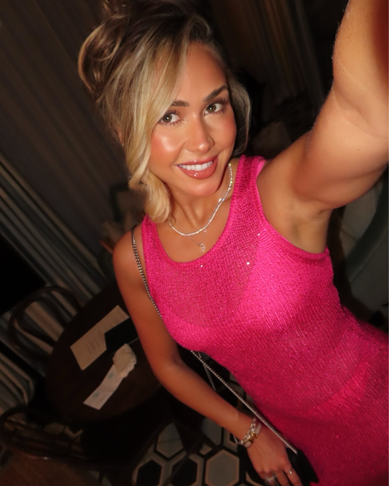 Wearing a size small 

#LTKGiftGuide #LTKParties #LTKSeasonal