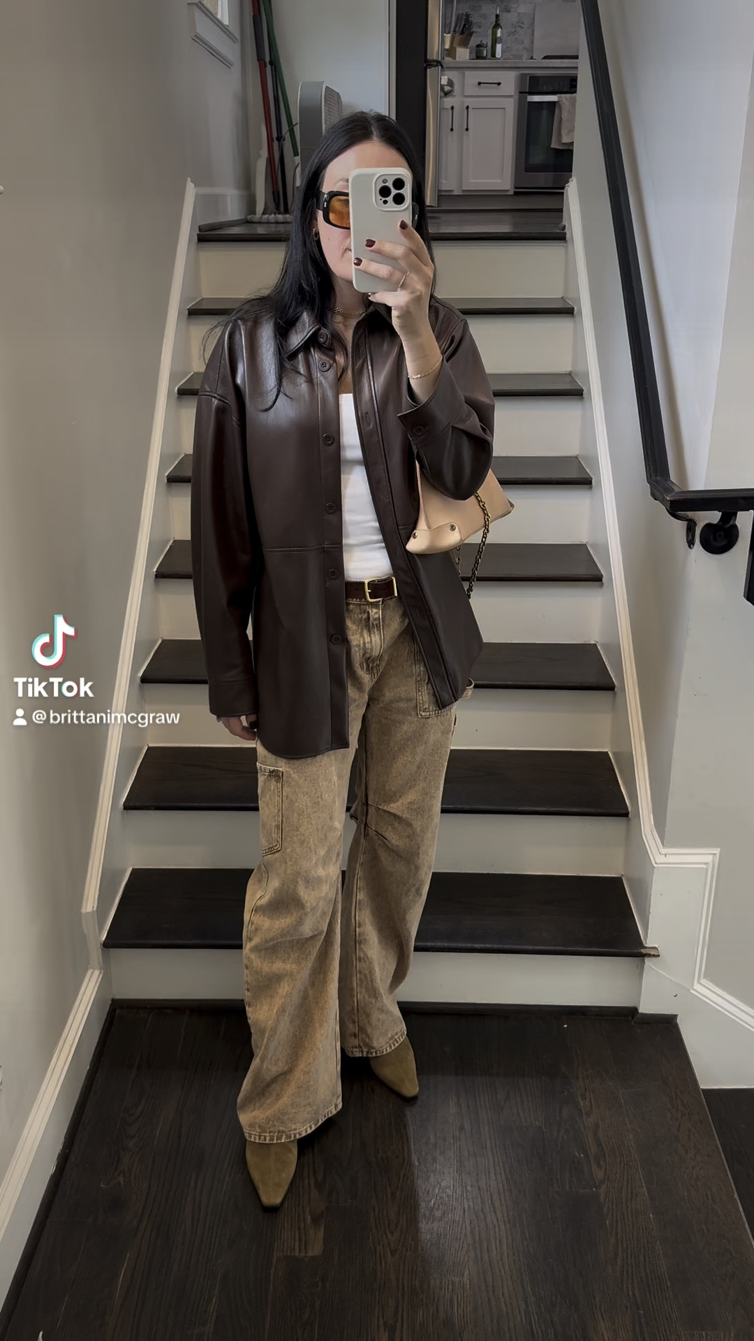 Monochromatic styling in shades of brown 

#LTKStyleTip #LTKFindsUnder100