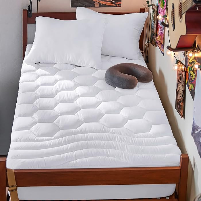Bedsure Twin XL Mattress Pad - Soft Mattress Topper for College Dorm Room Essentials, Extra Long ... | Amazon (US)