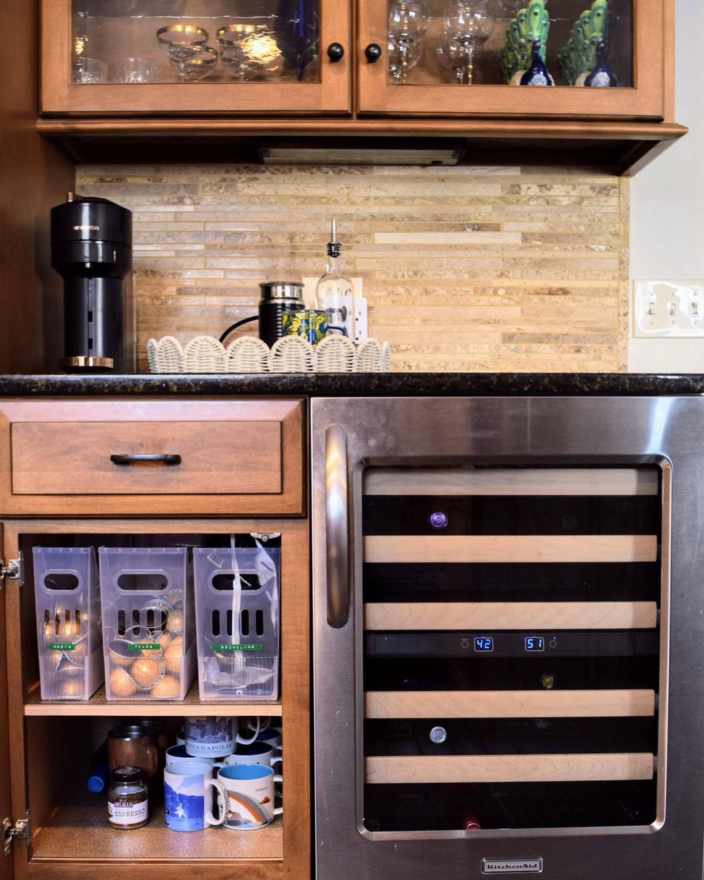 We like to call this the Sunday Stock around these parts. Basically, taking an hour to run around like a chicken with my head cut-off stocking everything up for the week.
⠀⠀⠀⠀⠀⠀⠀⠀⠀
My checklist includes: 
✔️ Making sure the coffee station is ready for the week <- Obviously, the most important. 
✔️Ensuring that there are enough accessible snacks to carry us through
✔️Loading each bathroom with enough toilet paper and essentials so no one is left in a bind
✔️Getting as much laundry done as possible so we can go through 158608257 outfits again
⠀⠀⠀⠀⠀⠀⠀⠀⠀
Taking an hour or two to knock all of these tasks off the list makes the entire week feel (a little) more manageable. Any hacks you've figured out to make your Mondays easier?