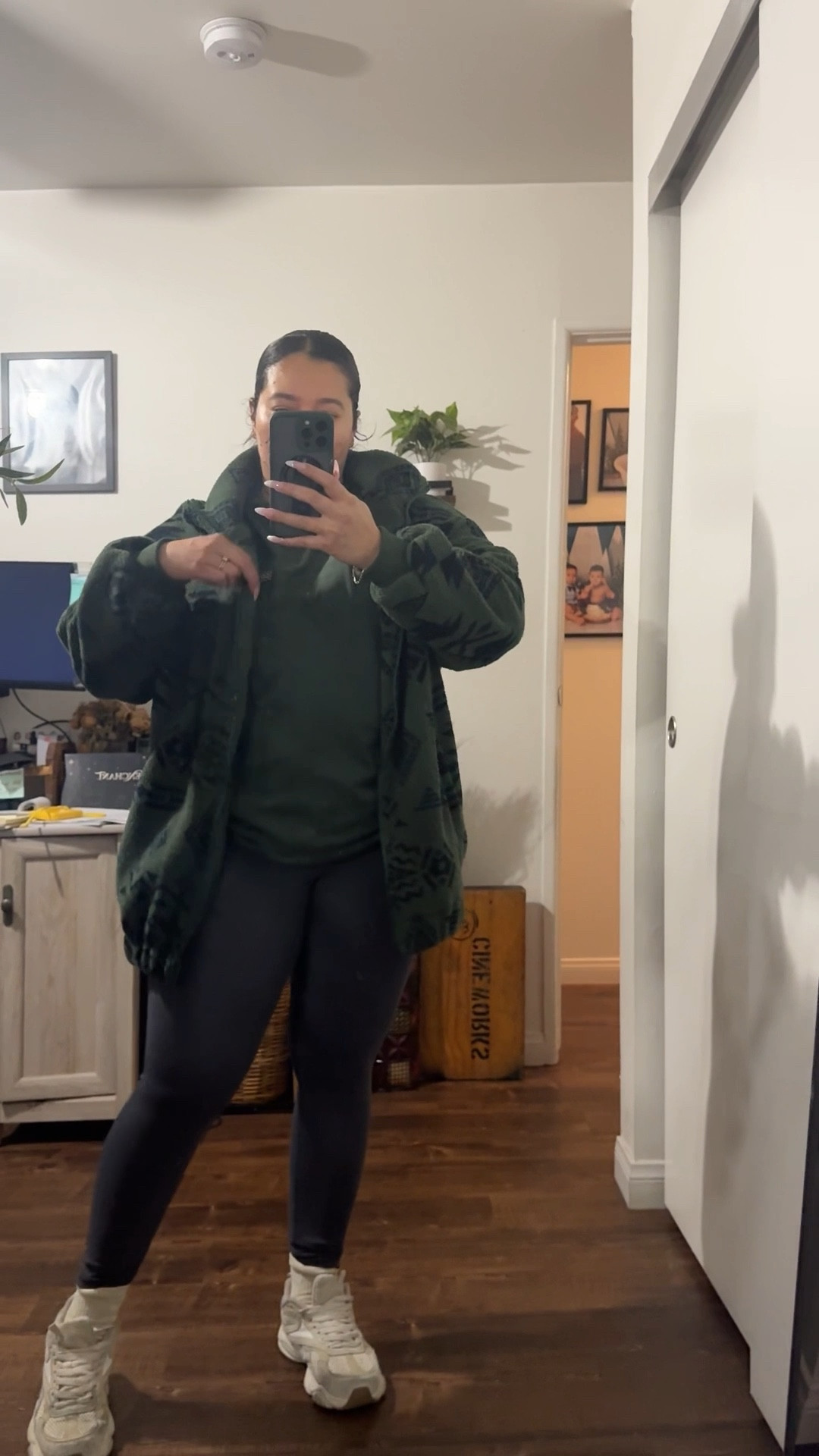 What I’m wore for school drop offs and a wfh mama. This fleece Sherpa sweater from BLOOMCHIC is so comfortable and cozy. I wore it all day and was so comfy! 

Sherpa sweater - large / runs big / super comfortable 
Shirt - medium/ runs big/ men’s shirt 
Leggings - medium / tts / squat proof 

Midsize outfit 
Midsize fashion
Winter outfit 
Fleece sweater 
Cozy outfit 
Comfy outfit 
WFH outfit 
Mom outfit 
School drop off outfit 

#LTKPetite #LTKmomlife #LTKMidsize