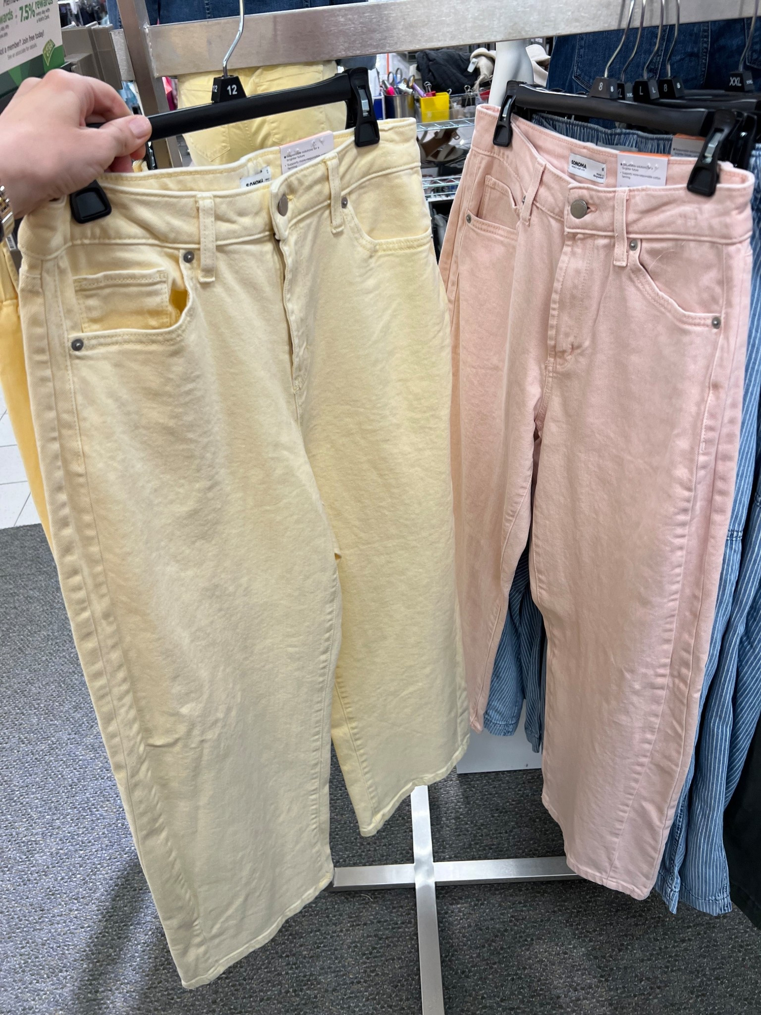 High rise barrel ankle jeans in yellow or pink at Kohl’s! 