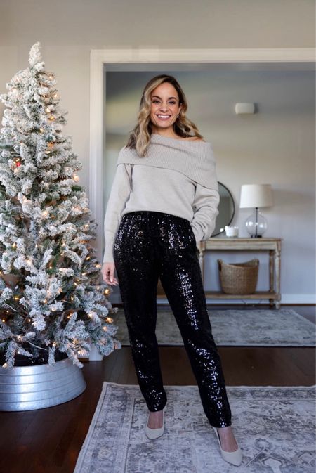 Holiday party outfits from Splendid! 

Top and pants in xs 
*the pants are an inch or so too long for me (at 4’10”) 

20% off with my code BROOKE20

#ad #nevernotsoft

#LTKCyberWeek #LTKHoliday #LTKSeasonal