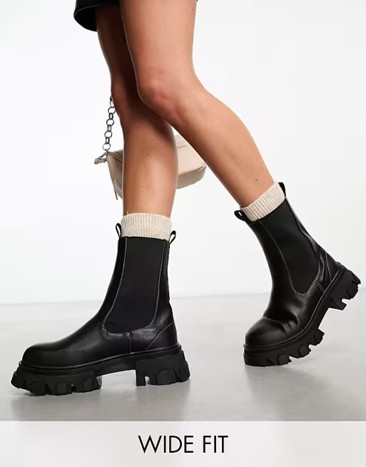 Public Desire Wide Fit Wonder chunky flat boots in black | ASOS | ASOS (Global)