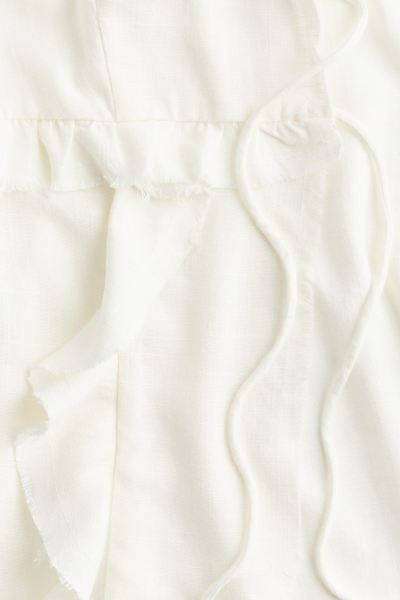 Linen-blend flounced top - V-neck - Extra long sleeve - White - Ladies | H&M GB | H&M (UK, MY, IN, SG, PH, TW, HK)