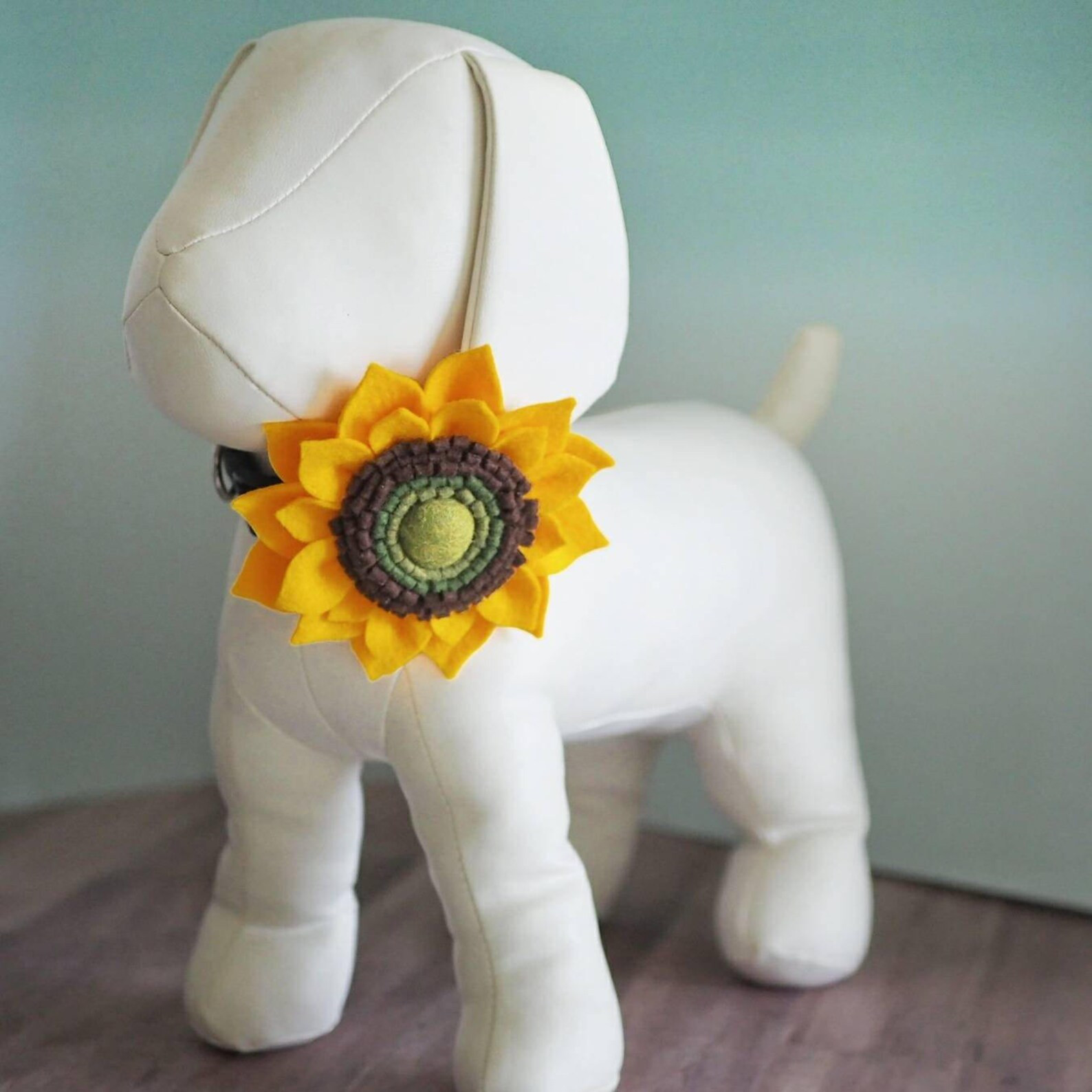 Sunflower Yellow Collar Flower for Large Dogs or Small Cat, Handmade Felt Flowers Pet Collars Acc... | Etsy (US)