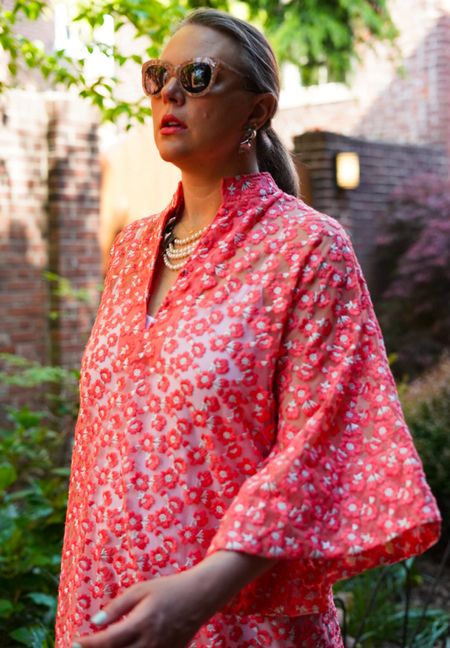 La Vie Style House caftans are 25% off with the code MDAY25 #LTKparties #LTKmidsize

#LTKSeasonal