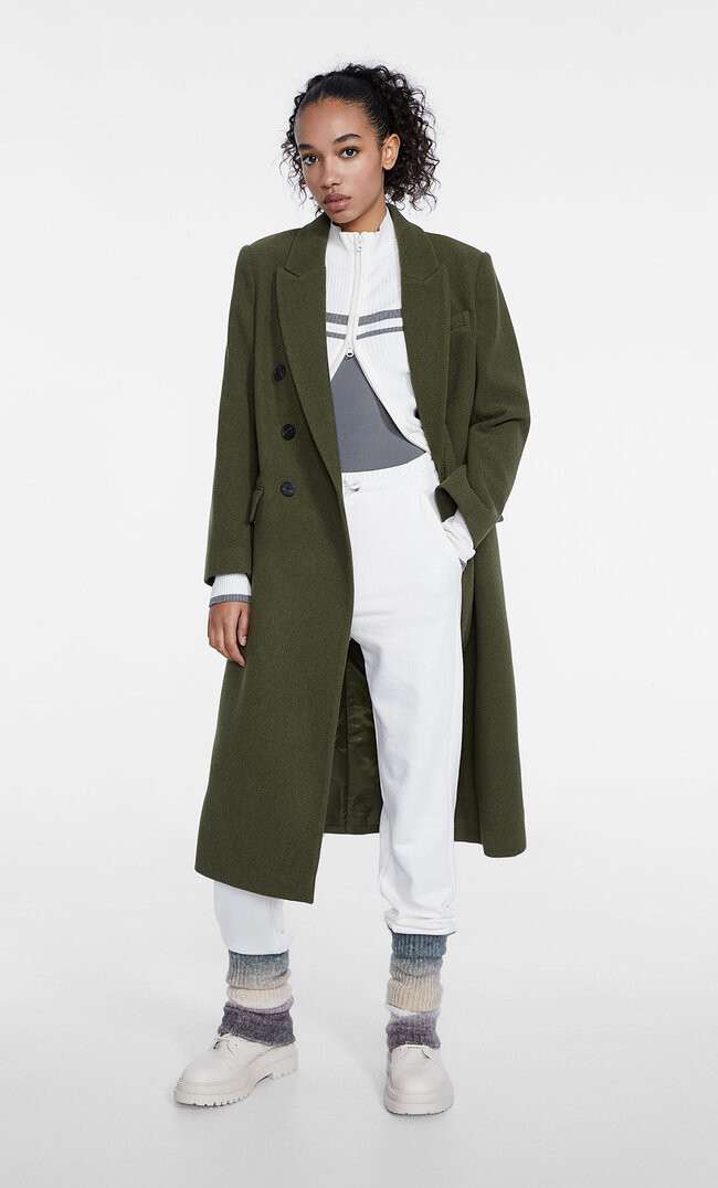 Cappotto in stoffa con bottoni - Moda da donna | Stradivarius Italia | Stradivarius (IT)