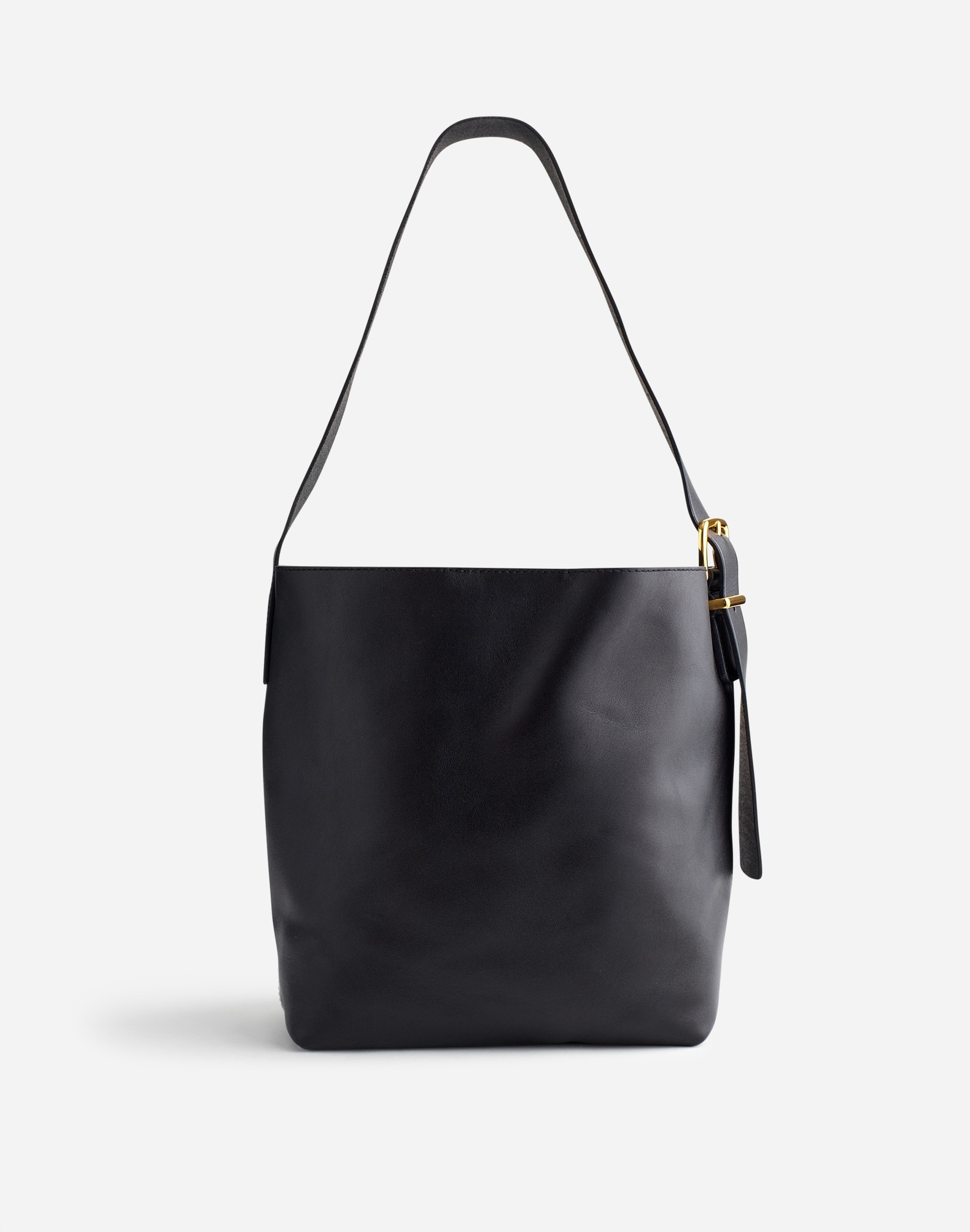 The Essential Medium Bucket Tote in Leather | Madewell