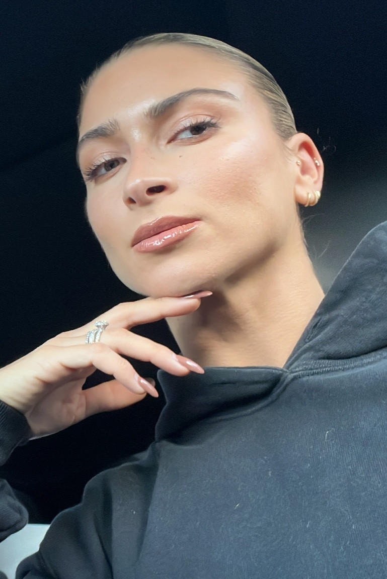 Exact colors and links to my go to lip look. Start off with the Hudabeauty lip contour pencil.  Then I apply a little bit of lipstick and dab it with my finger.  I go over with the Mac pencil for more definition and lastly, apply the plumping lip gloss on top✨

#LTKbeauty