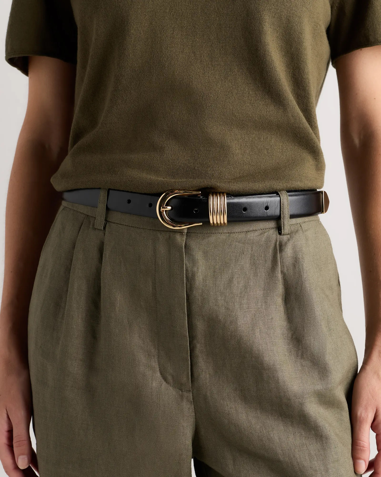 Daphne European Leather Multi Keeper Belt in Black/Gold | Quince