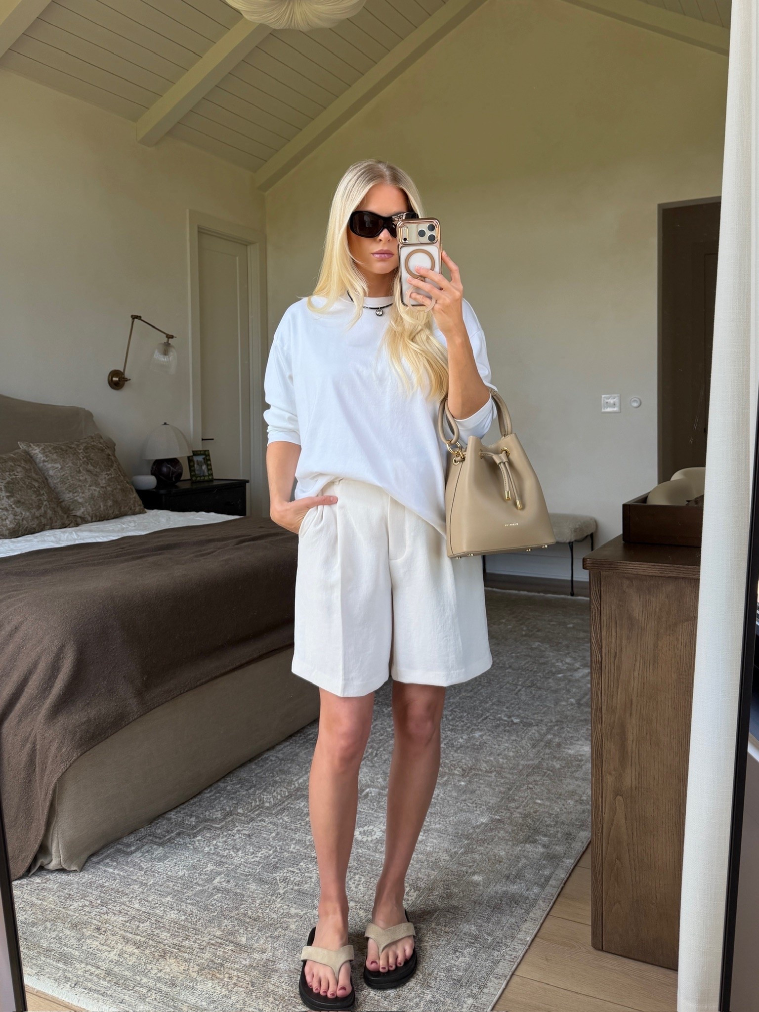 SIZE: med in tee, 8 in shorts (light birch), shoes run tts (linked similar)! #kathleenpost

Comfy chic outfit, coffee run look, lunch date look

#LTKootd #LTKSeasonal