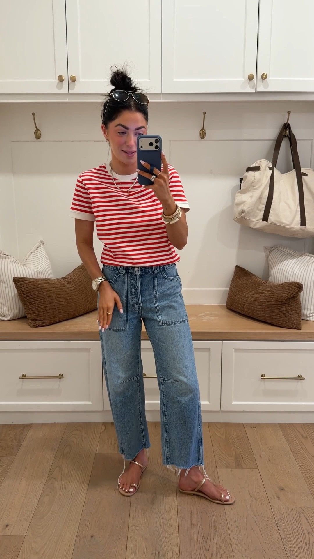 I wear a size 26 in their bottoms and a small in their tops! The length is regular and I am just shy of 5’4!￼