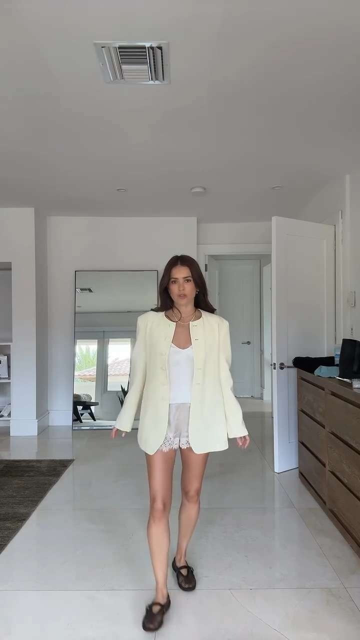 Indecisive AF, can you tell it was one of those days. 

 #LTKStyleTip #LTKShoeCrush