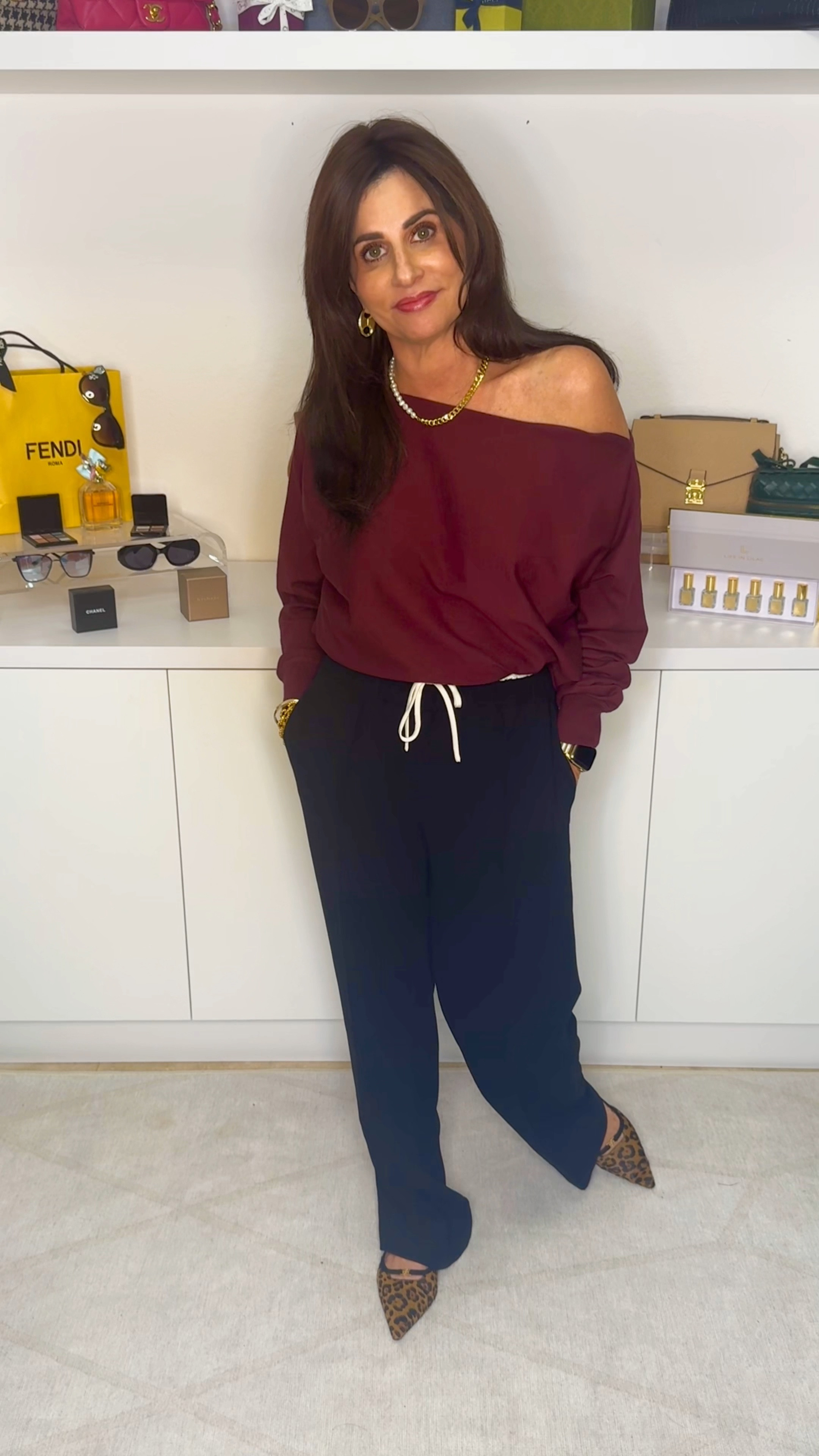 The softest knit sweater - feels like a sweatshirt. Wearing a sm - Also these pants are so NICE ! Wearing an XS 

#LTKWatchNow #LTKStyleTip #LTKOver40