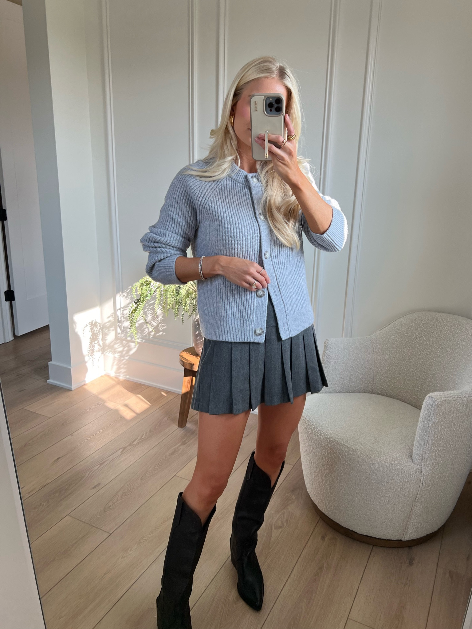 Code AFKathleen for 20% off my collection with Abercrombie! 
Wearing a small in cardigan & skort, shoes are true to size.
#KathleenPost #AFxKP #Abercrombie #falloutfit #fallfashion

#LTKSeasonal #LTKStyleTip