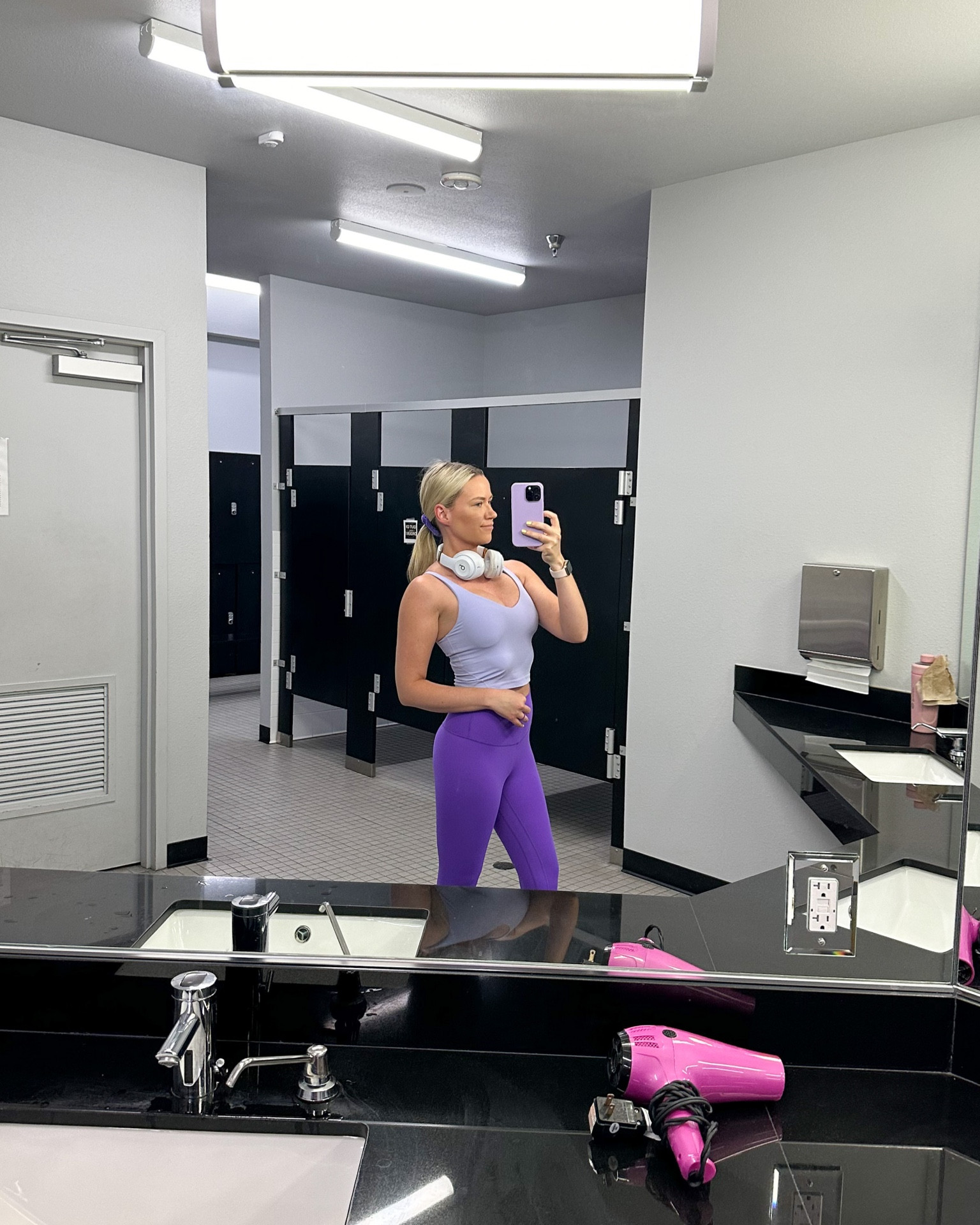 Tank: Lilac Smoke, 8
Leggings: Atomic Purple, 4
Sneakers: White, 9.5

Activewear | Lululemon align leggings | Athleticwear | Workout | Gym | Weightlifting | Align tank

#LTKfitness