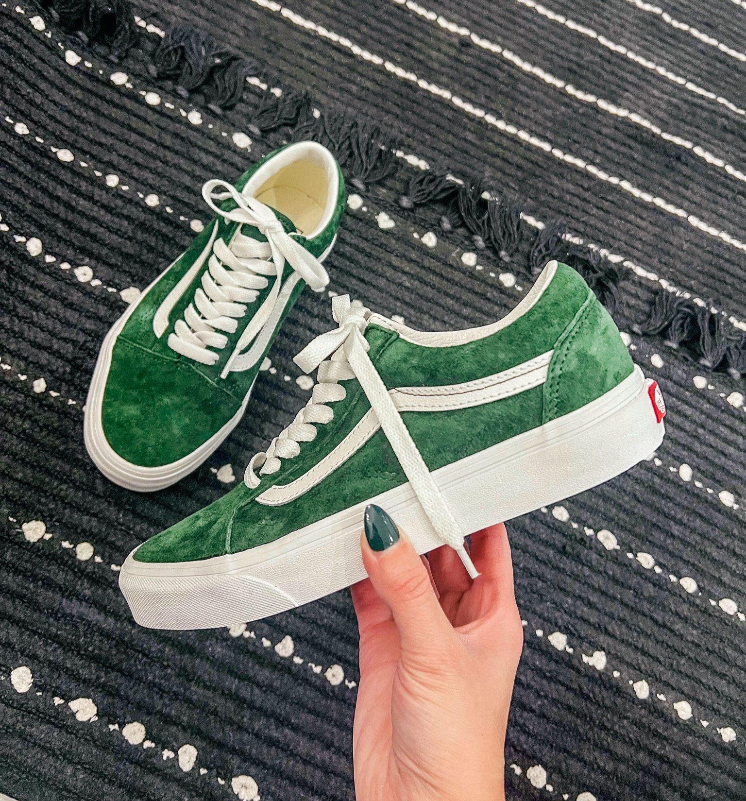 in love with these suede vans && I am pretty sure that green is my new favorite color 💚

not only are these beauties gorgeous but they are also water resistant 🤩

#LTKworkwear #LTKshoecrush #LTKstyletip