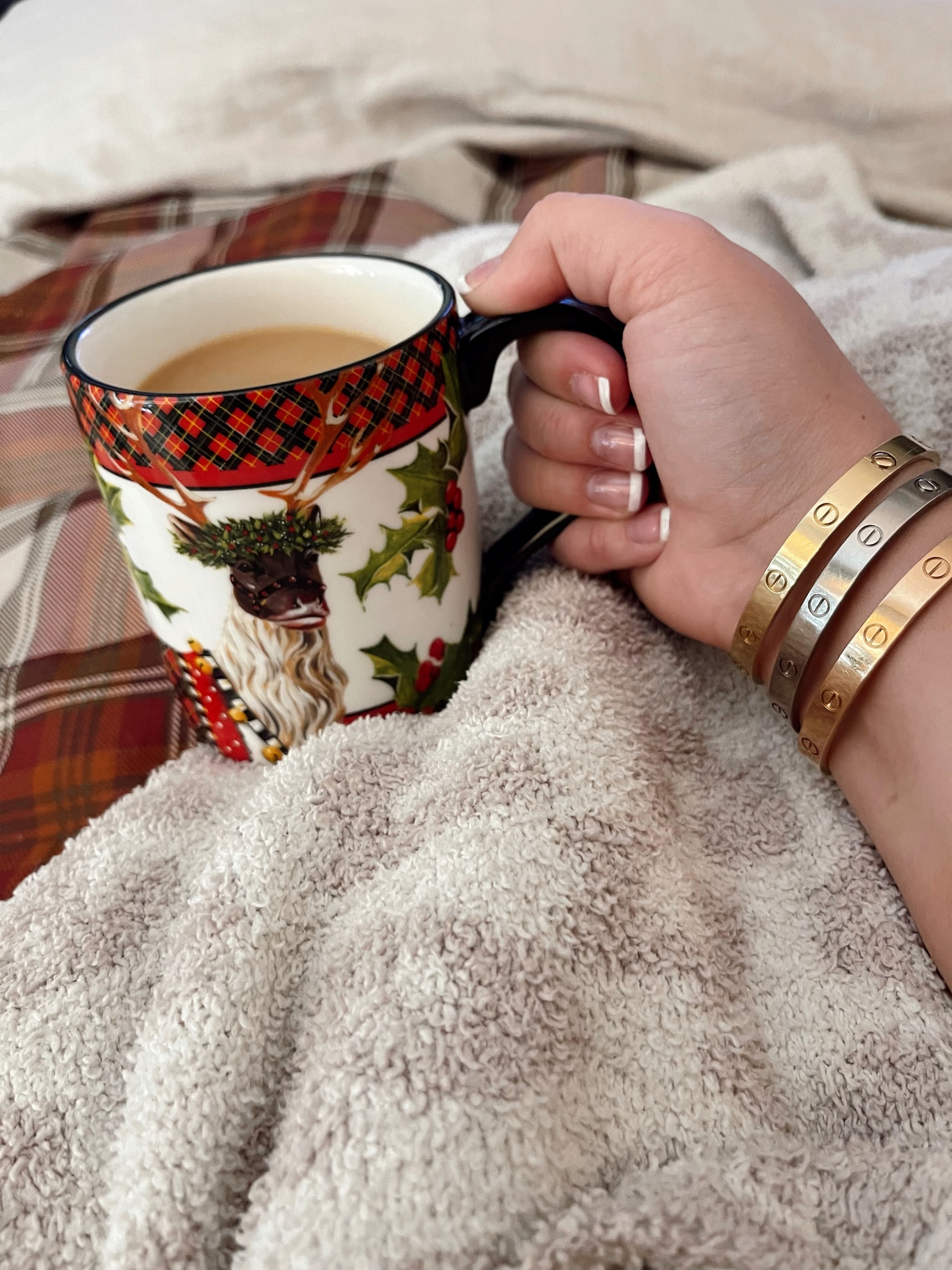 Afternoon coffee… but make it festive! Shop these holiday mugs. ☕️

#LTKhome #LTKSeasonal #LTKHoliday