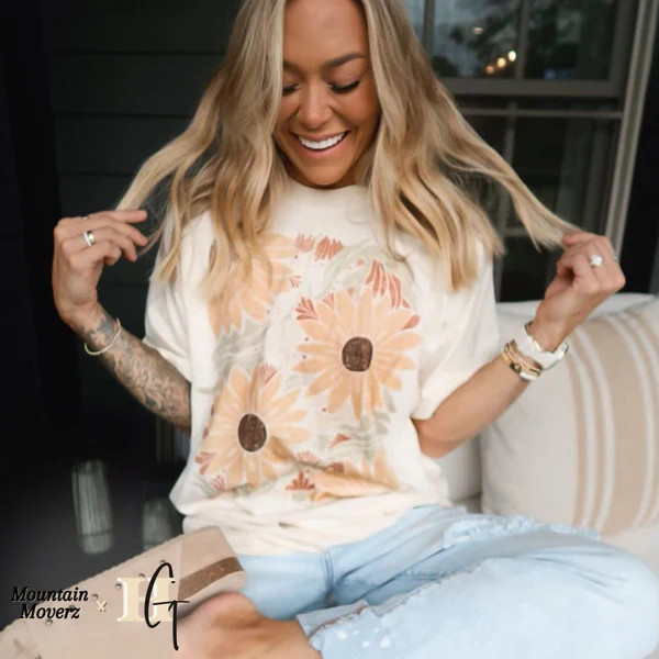 Sunflowers Tee | Mountain Moverz