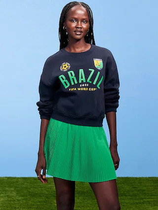 FIFA World Cup 26™ Brazil Oversized Graphic Sweatshirt for Women | Old Navy (CA)