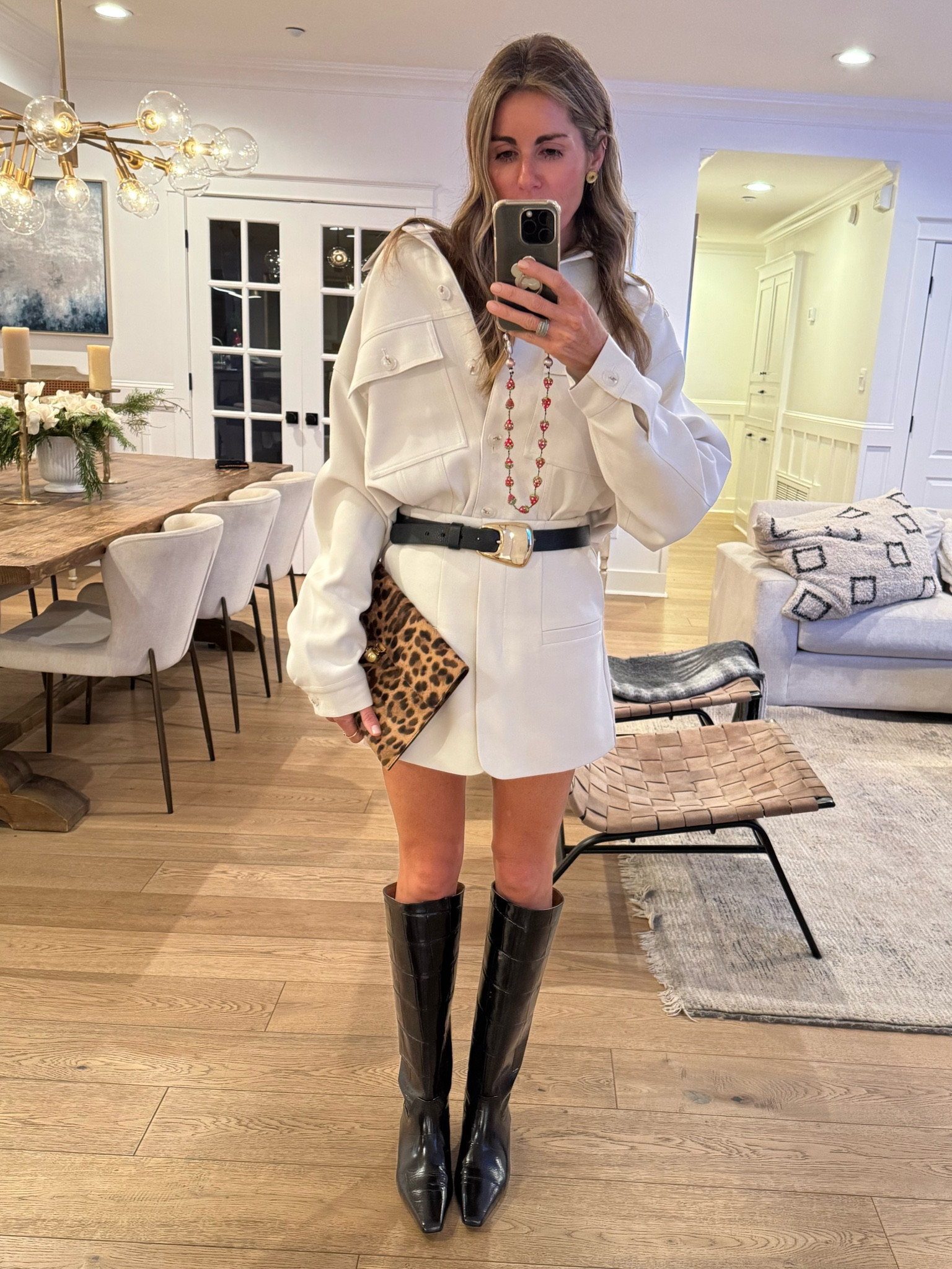 Monochromatic moment