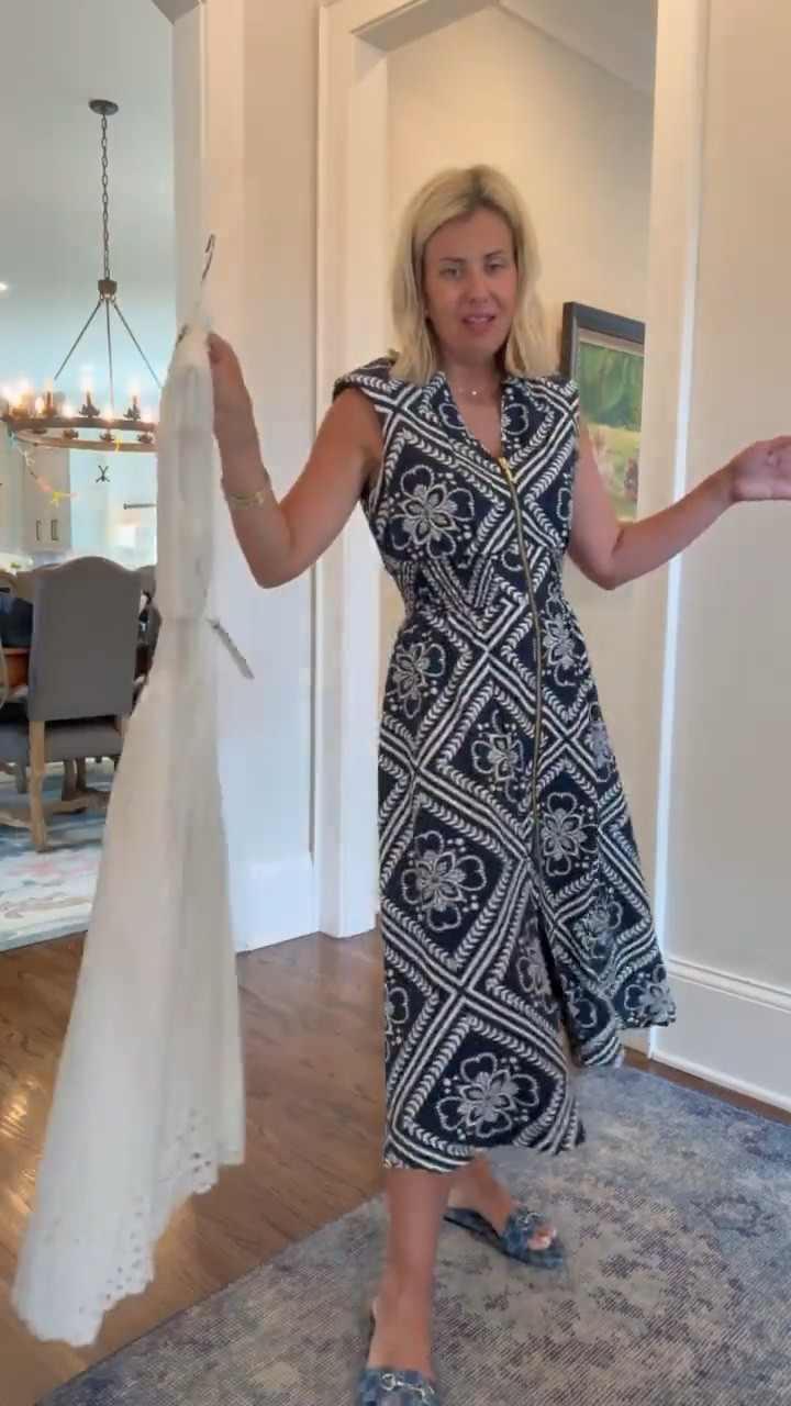 This dress is giving designer vibes but not designer prices!! 

Dress - small
Sandals - 8.5 ( size 1/2 up)
Codes:
Allie + Bess - Catherine20 on my bracelets

#LTKdayinmylife #LTKmomlife #LTKOver40
