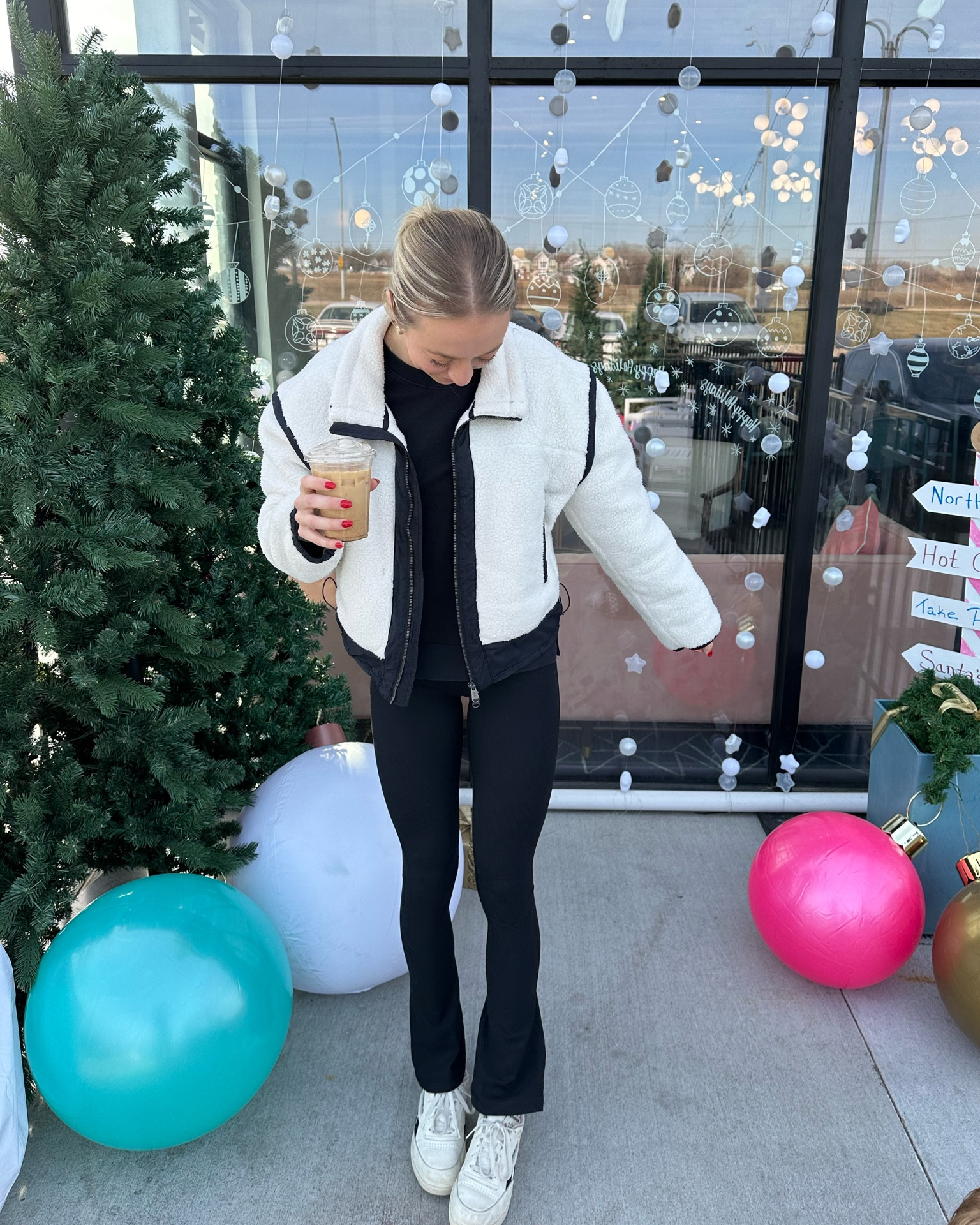 Cozy winter active fit 

#LTKHoliday #LTKSeasonal