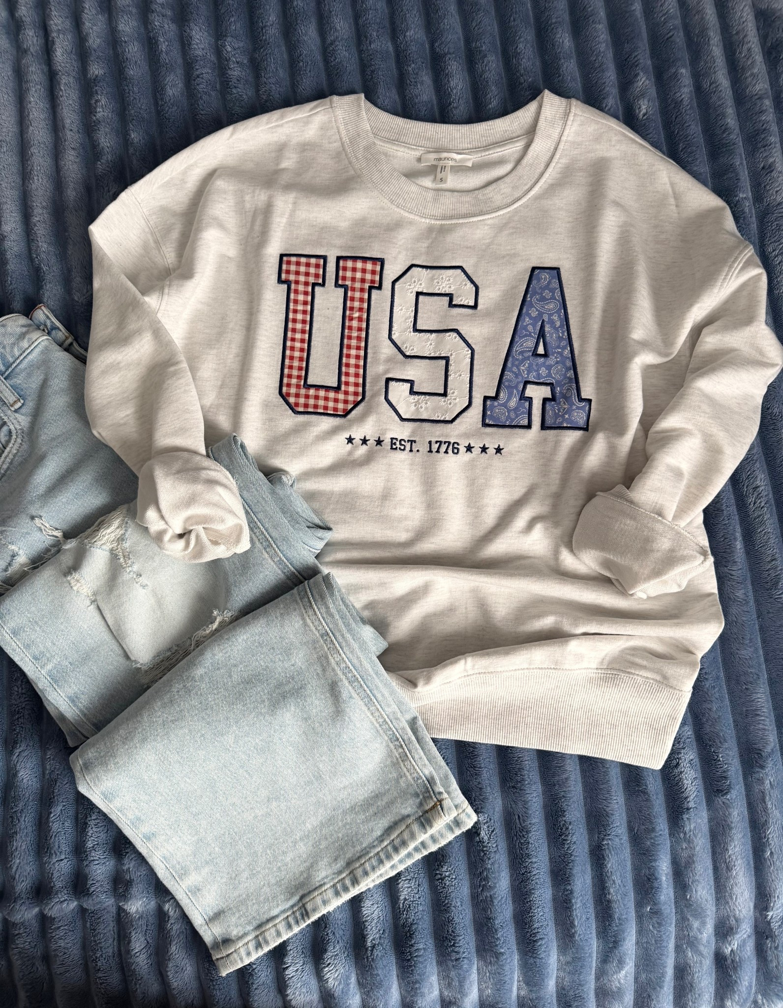 The cutest new graphic sweatshirt for MDW 🇺🇸 

#LTKSeasonal