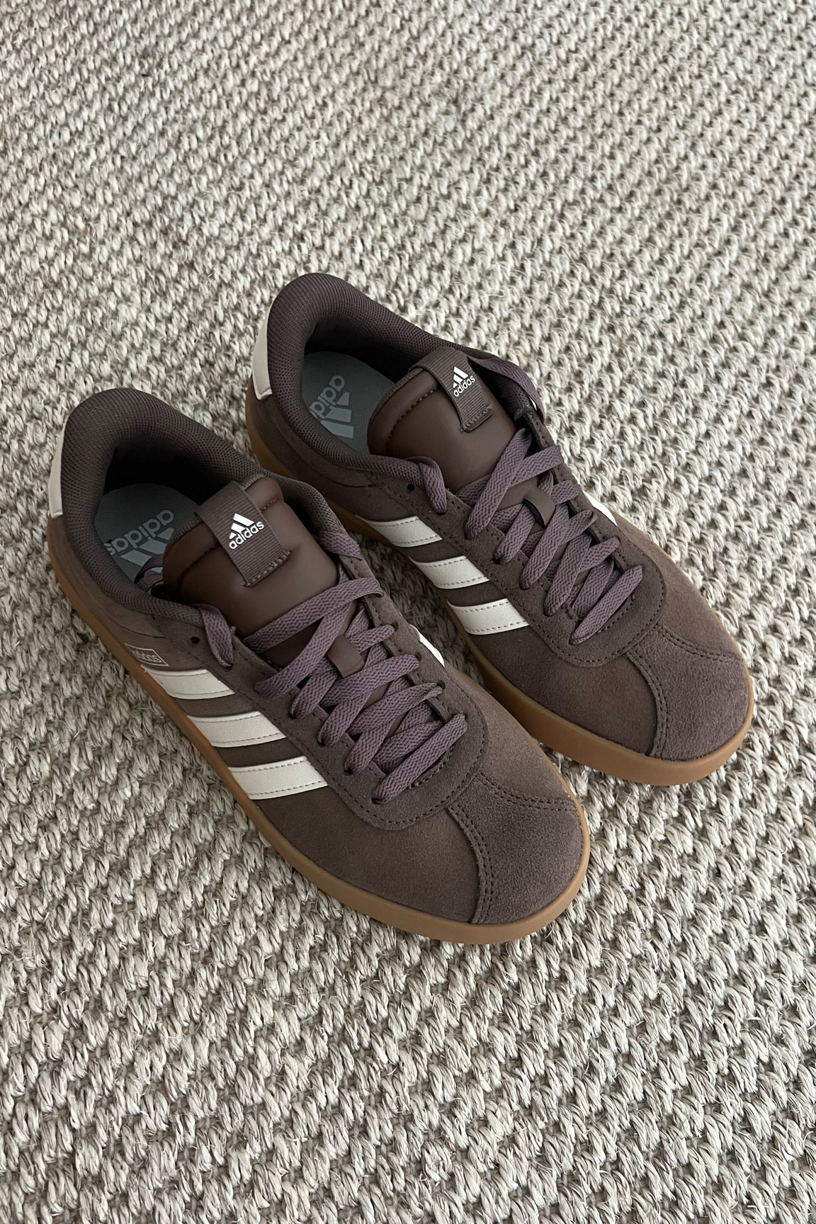 Brown adidas 🤎🍂📦
