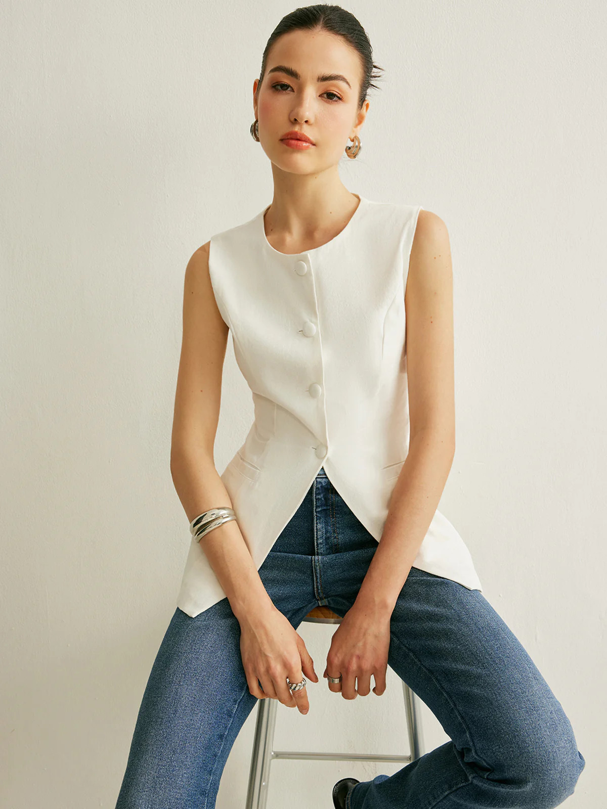 Button Detail Sleeveless Vest | Commense