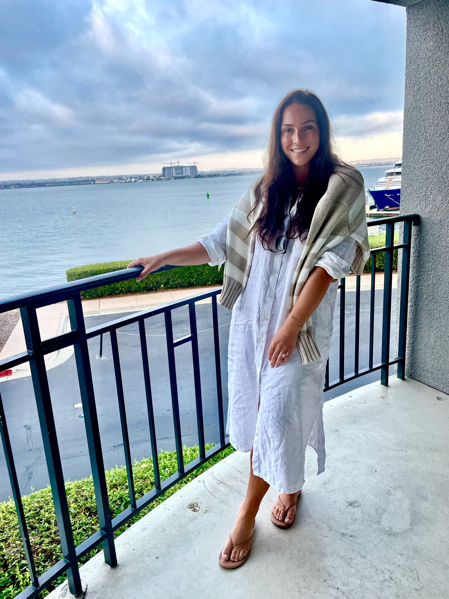 Low quality photo but I had to share this dress—it’s been the easiest throw-on-and-go option lately. I love that I can dress it up or down so easily. Also comes in a ton of colors and true to size. I’m in medium  

#LTKFindsUnder100 #LTKTravel #LTKMidsize