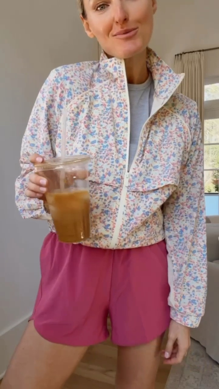 This floral windbreaker and these pink active shorts will be on repeat for me this spring! Such cute activewear that doesn’t break the bank! Wearing size S!

Loverly Grey, activewear, active jacket, Target, active shorts, new balance sneakers 

#LTKActive #LTKSeasonal #LTKfitnessgoals