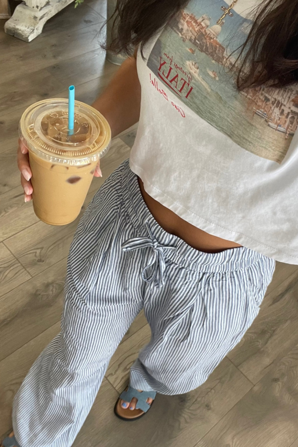 Linking super similar pants bc these exact ones are sold out currently 🫶🏼

#LTKSeasonal #LTKFind #LTKsalealert