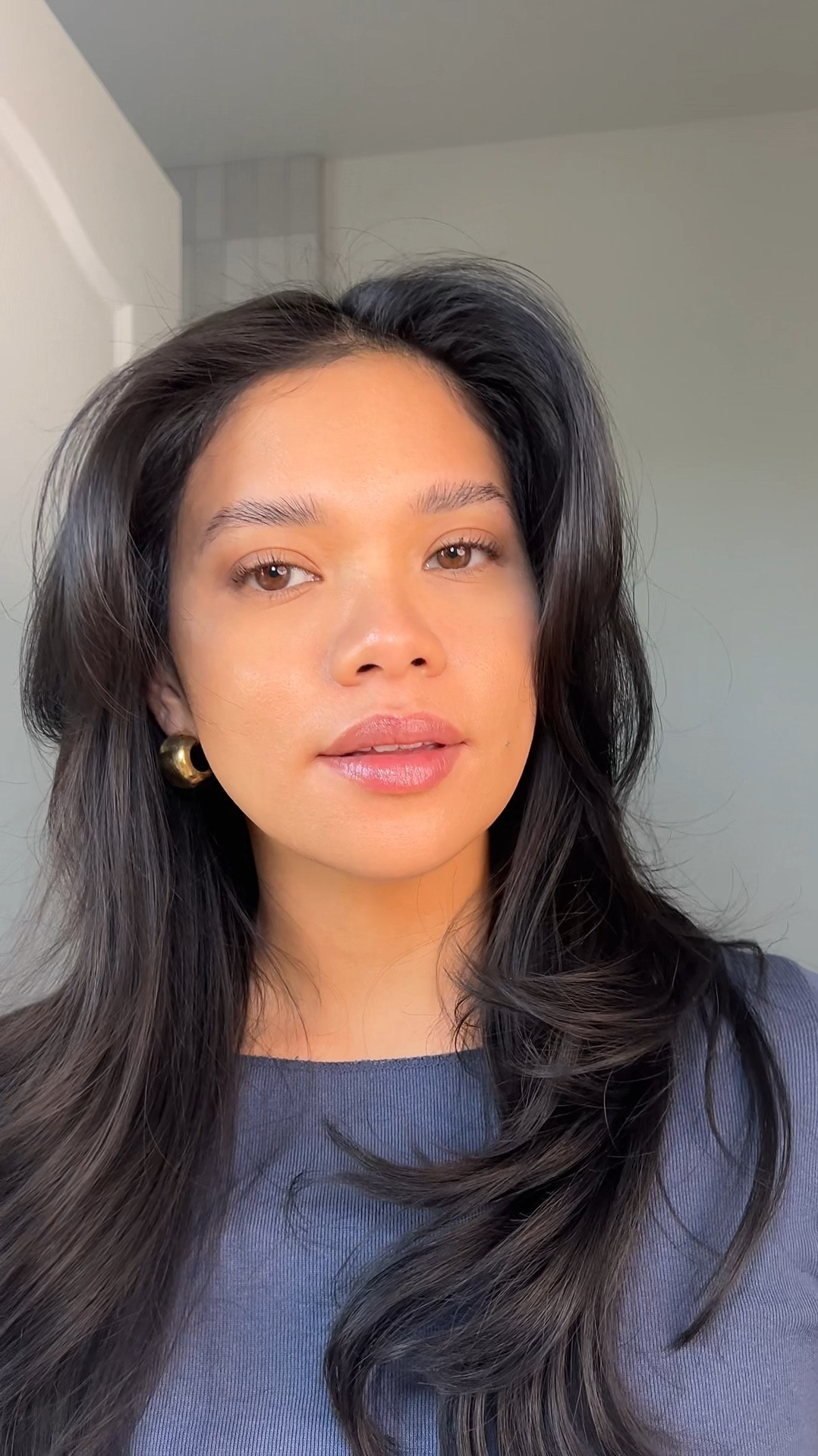 My everyday no foundation makeup base:
- DM blurring balm powder Universal
-Saie in Sunglow 
-Hourglass Tint in shade 10
-Hourglass concealer in shade Sienna
-Haus Labs concealer in 30
-Tower 28 powder in Pink Palisades

#LTKBeauty #LTKStyleTip