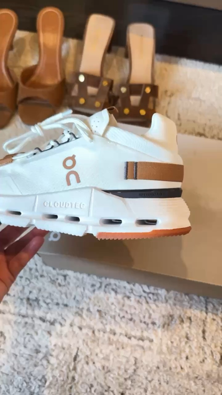 ON Running
Sneakers 

#LTKfitnessgoals #LTKSeasonal #LTKActive