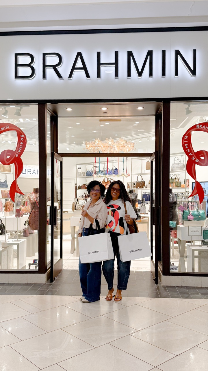 if you’ve ever wondered where my handbag obsession comes from it’s definitely my mom 🤭😍

thank you so much having us @brahmin we’ll definitely be back! linking everything on shopmy, LTK & stories 💕

#shoppingvlog #momanddaughter #brahmin #gifted