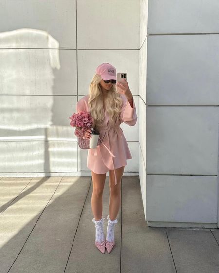 Outfit check 🪞🌸

Pink outfit, dressy outfit, dressed up, oversized blazer dress, spring outfit

#LTKbeauty #LTKstyletip #LTKshoecrush