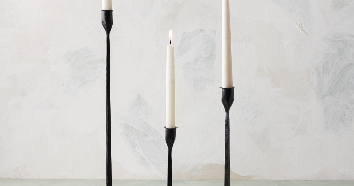 Black Gatecrest | Magnolia