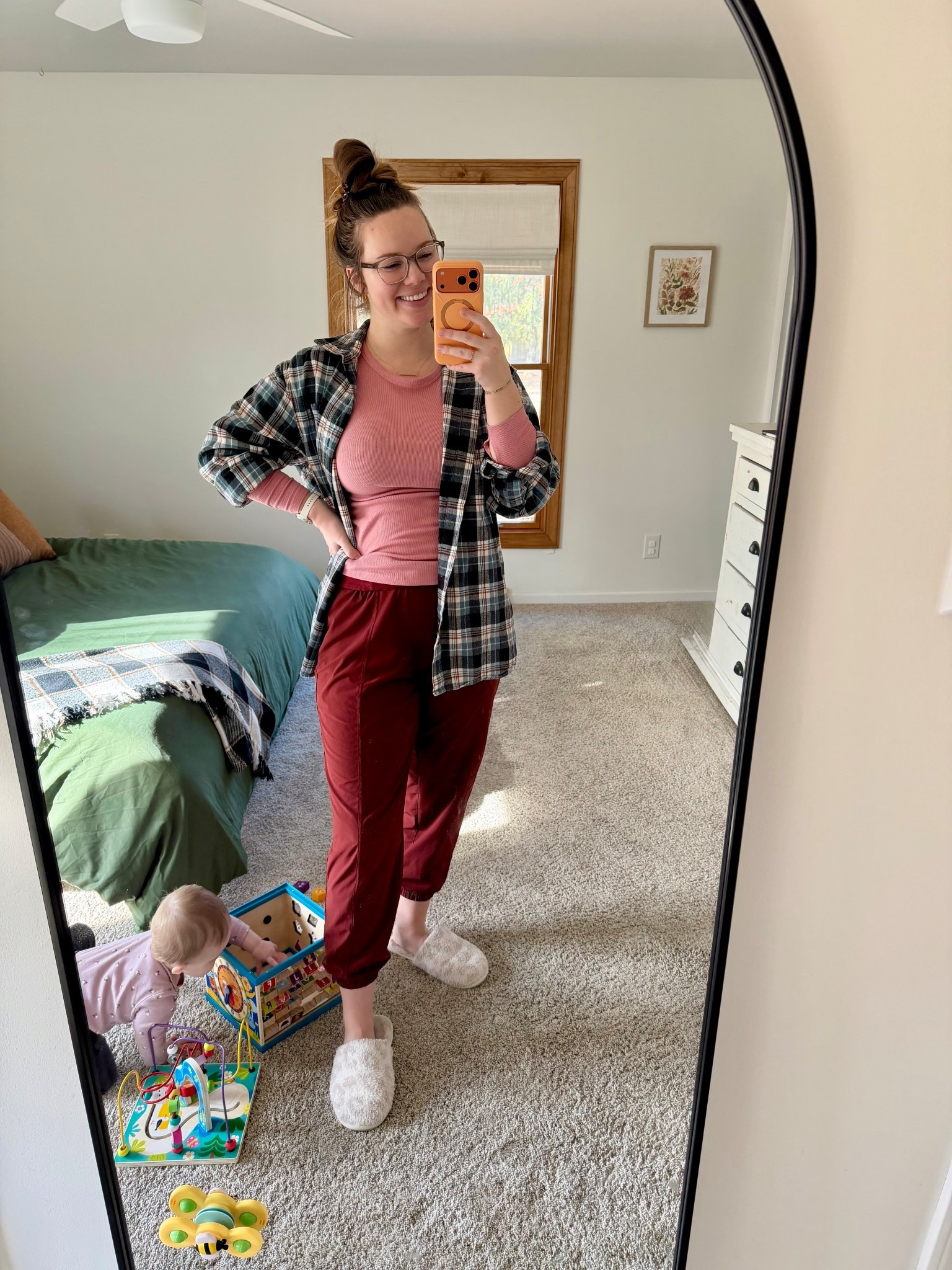 These joggers are a super close match to Autumn’s chestnut! 🌰 🍁❤️  Comfy & easy to throw on - I purchased a size L when I was newly postpartum and they fit great, but now I wish I had purchased a size M - I still wear them often and just roll the waistband ☺️ 

#LTKSeasonal #LTKootd #LTKMidsize