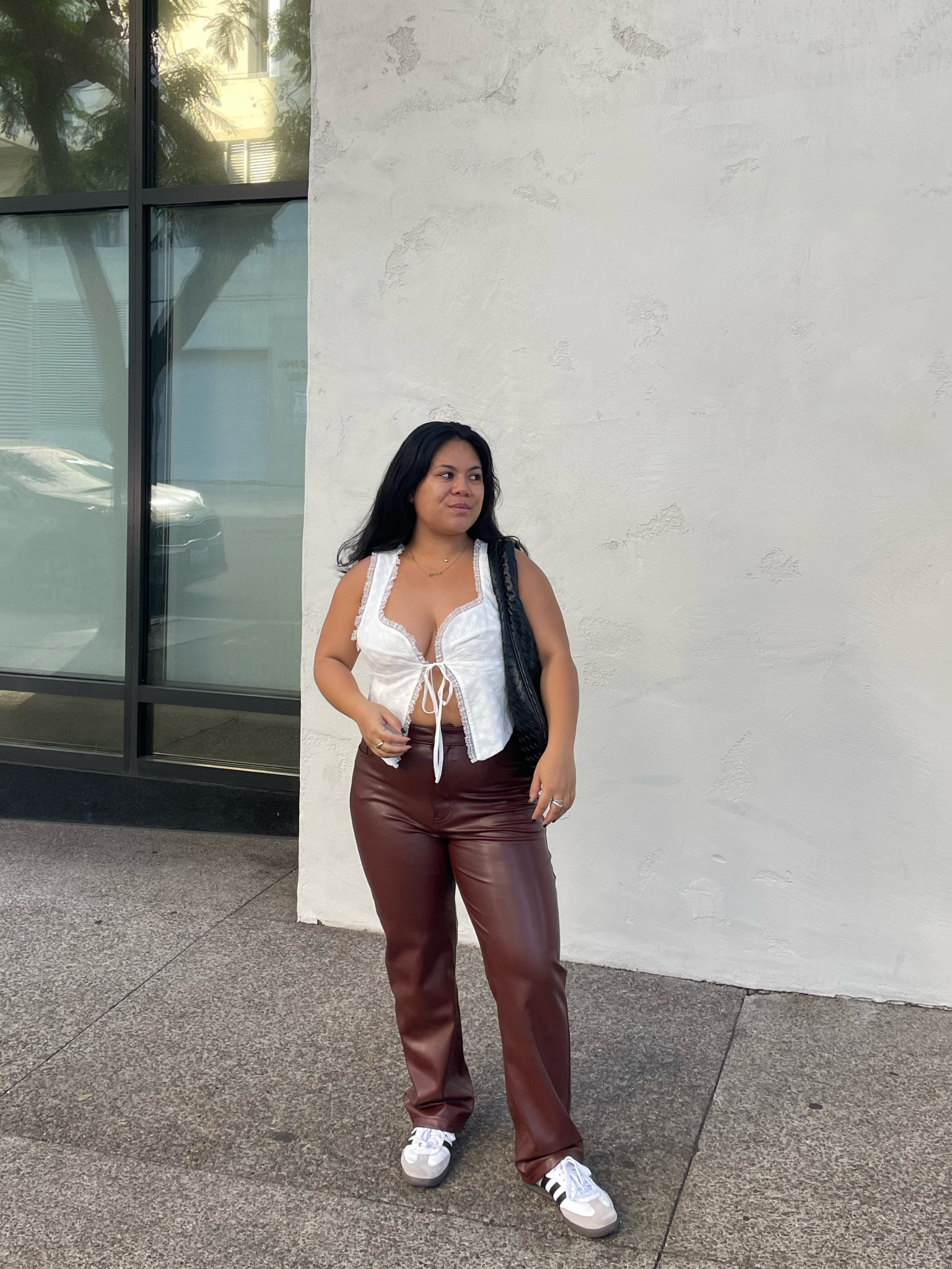 LEATHER PANTS >>>

#LTKmidsize #LTKstyletip #LTKsalealert