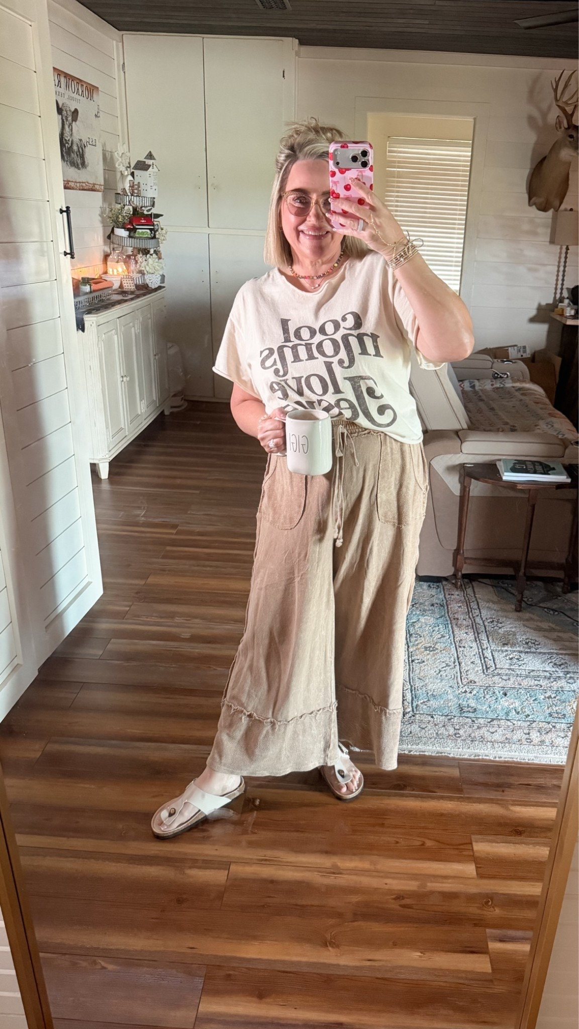 Cool moms love Jesus

#LTKootd #LTKmomlife #LTKselfcare