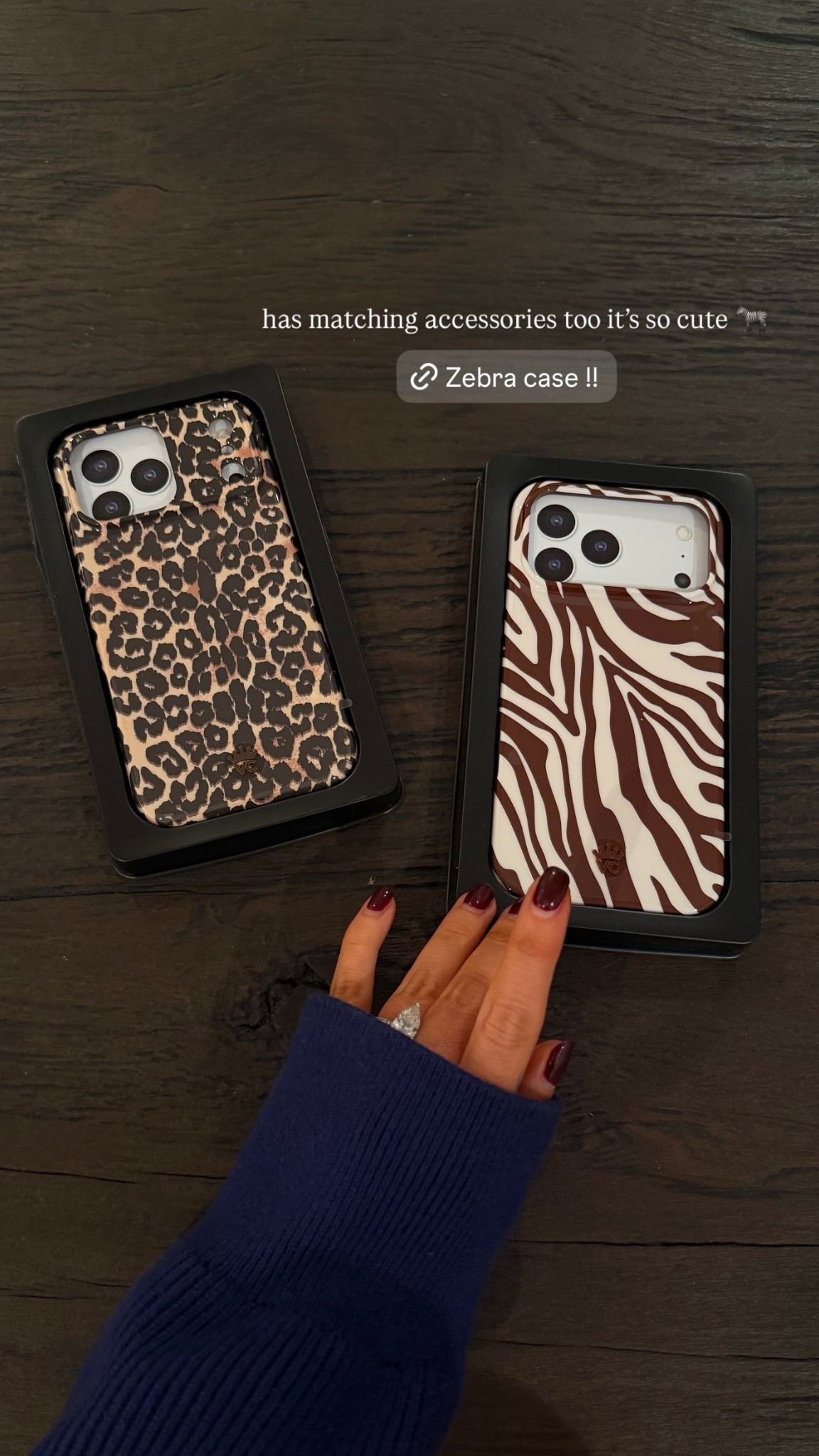 has matching accessories too it’s so cute 🦓