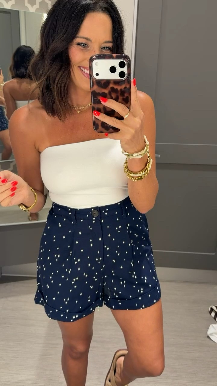 These shorts are SO good 🤍💙

The fit is flattering, they have pockets, and the little polka dots make them look so much more expensive than they are. Such a cute option for summer, vacation, or even the 4th of July.

Size XS
5’3 for reference

#targetstyle #targetfinds #summeroutfit #targetfashion #affordablefashion #ltkstyle