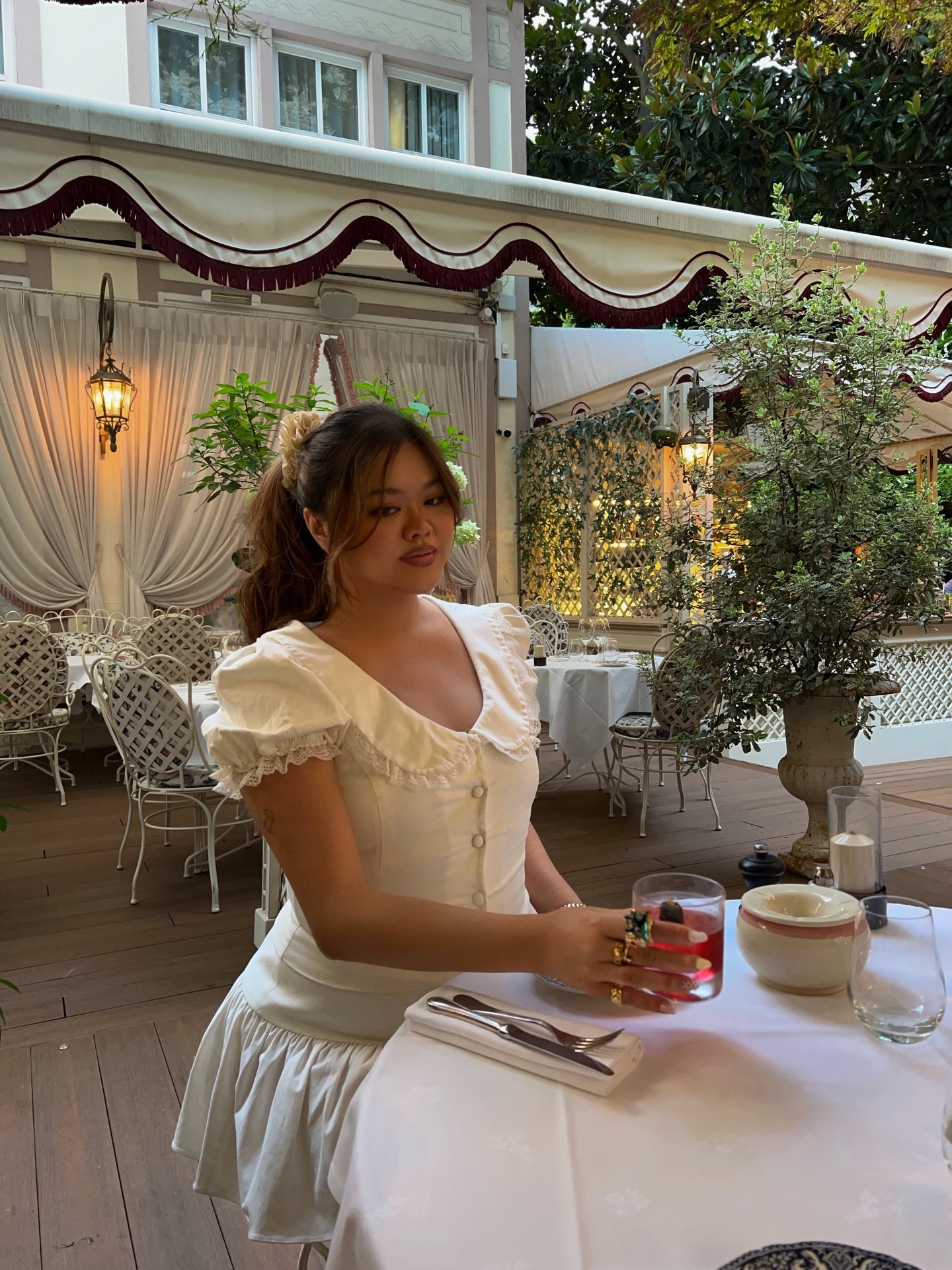 ideal dinner vibes🤍

#girlyoutfits #ootds #pinterestgirl #parisianvibes #outfitdujour