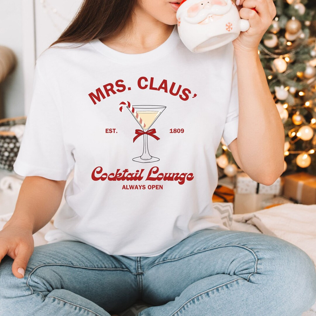 Mrs. Claus' Cocktail Lounge Christmas Graphic Tee - Etsy | Etsy (US)