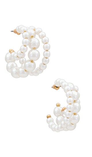 Bloomin Pearl Earrings in Gold | Revolve Clothing (Global)