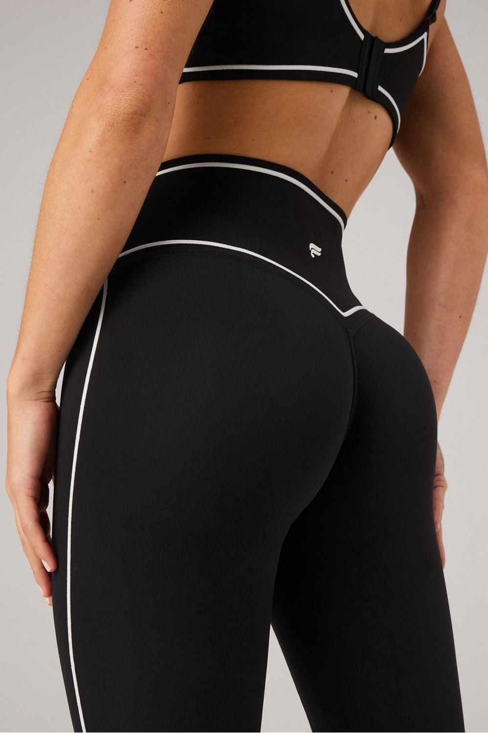 The No-Seam PureLuxe TLC High-Waisted Capri | Fabletics