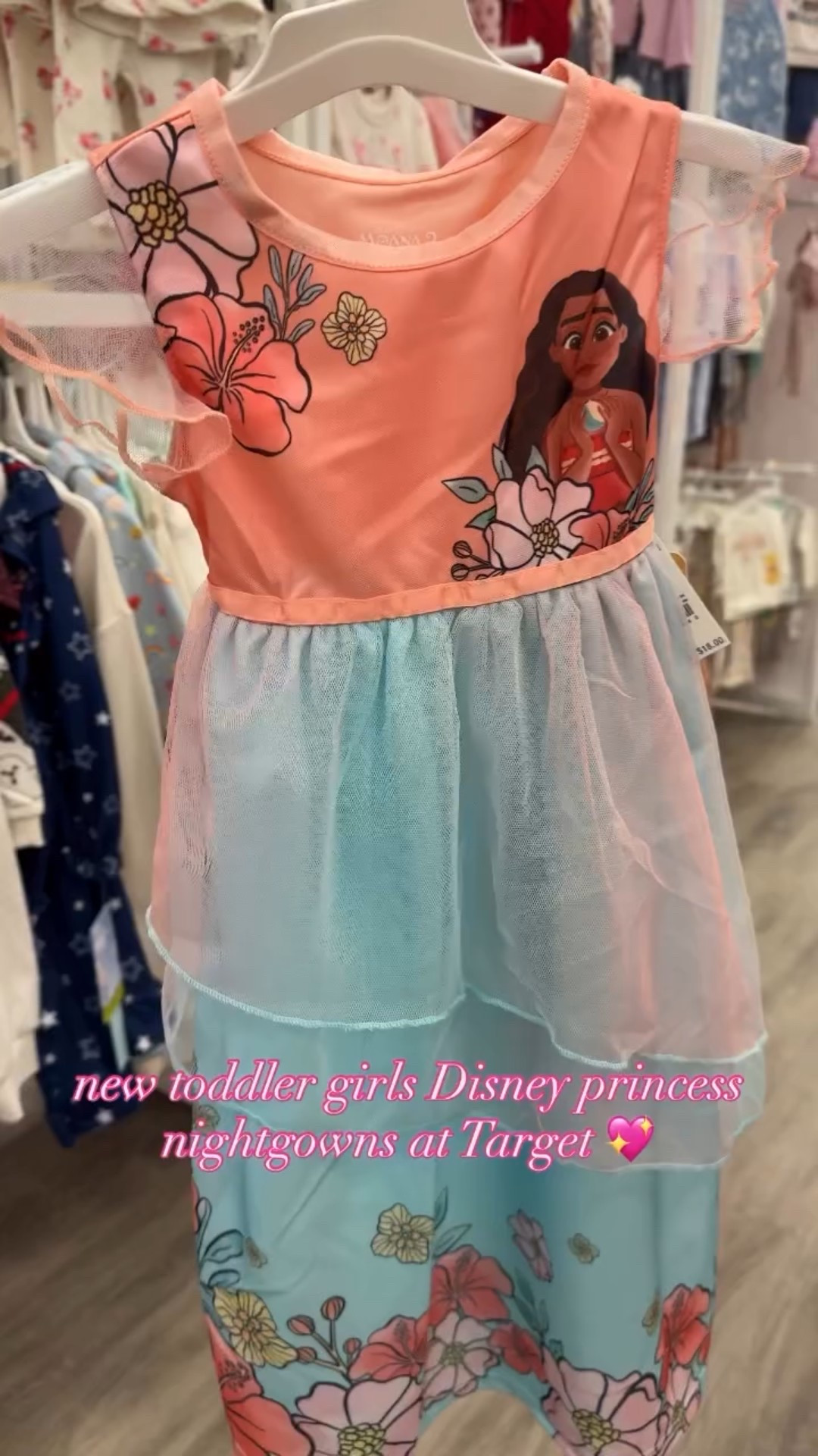 raise your hand if you are a girl mama who’s daughter lives in princess nightgowns?! 🙋🏻‍♀️ 

i love the new Moana and little mermaid ones so much 😍 I’ll definitely be buying a few of these in my daughters next size up! 

#disneymom #toddlermom #girlmom #toddlerfashion #targetfinds #disneyfamily