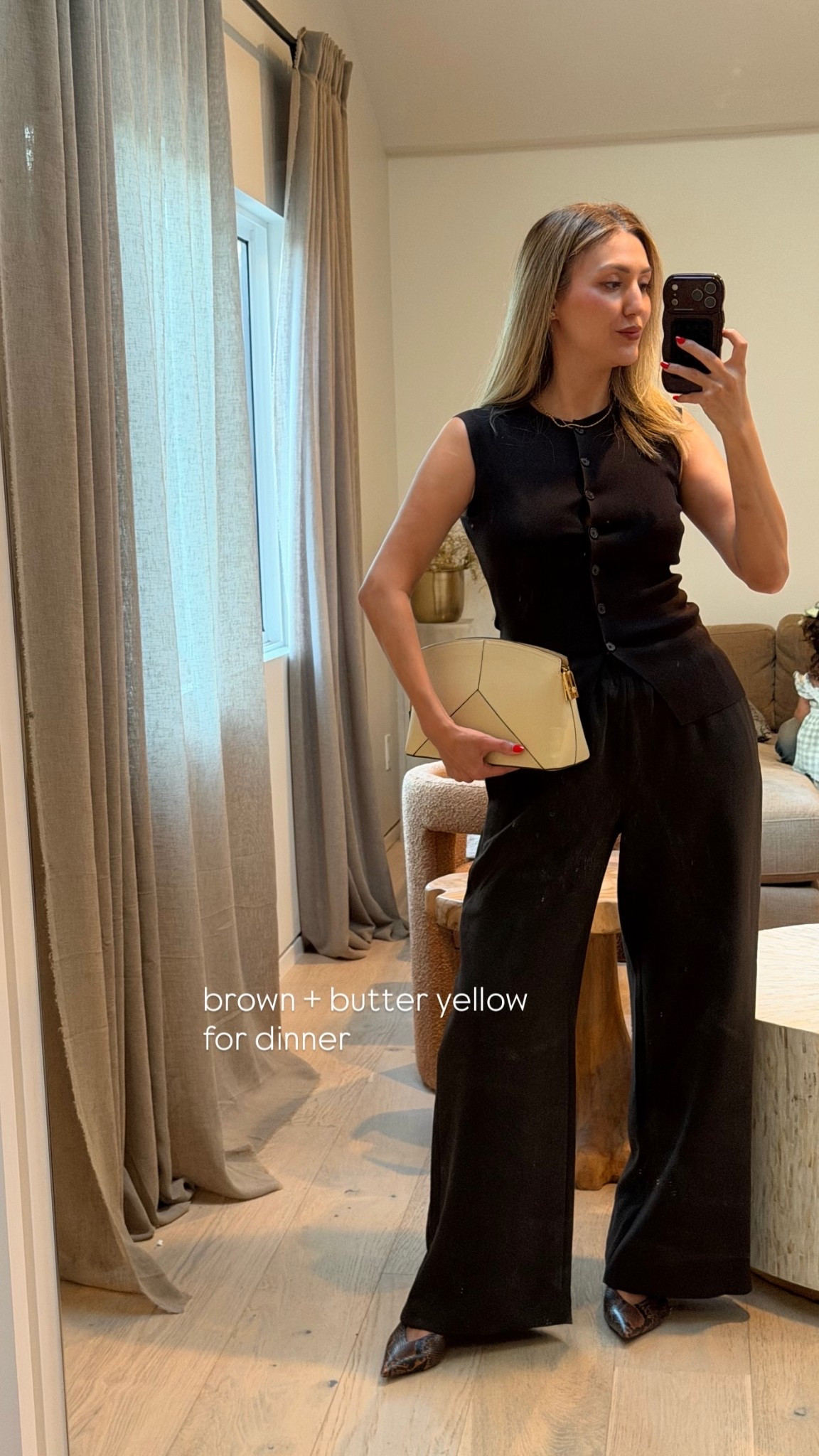 brown + butter yellow 
for dinner

Date night outfit 
Monochrome outfit 
Fall outfit 
@Aritzia M, short brown lodge pants 
Snakeprint kitten heels @Schutz TTS 
Butter yellow handbag Victoria Beckham

#LTKootd #LTKdayinmylife #LTKSeasonal